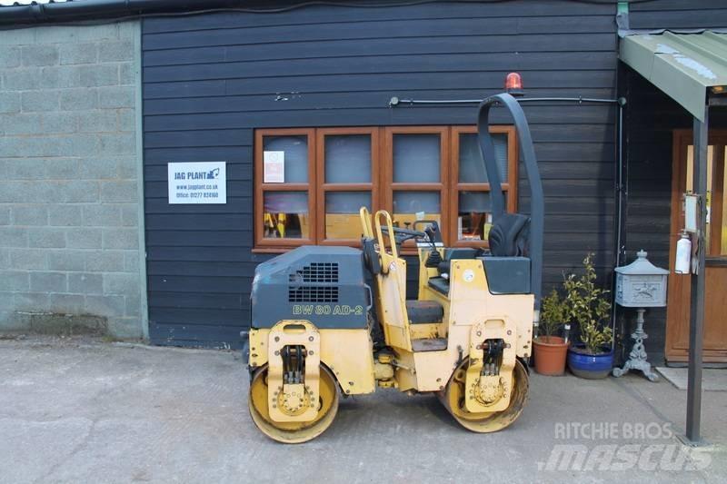 Bomag BW 80 AD-2 مداحل ثنائية الاسطوانة