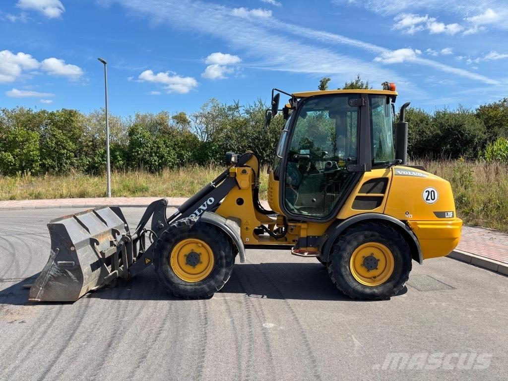 Volvo L 20 F لوادر بعجل