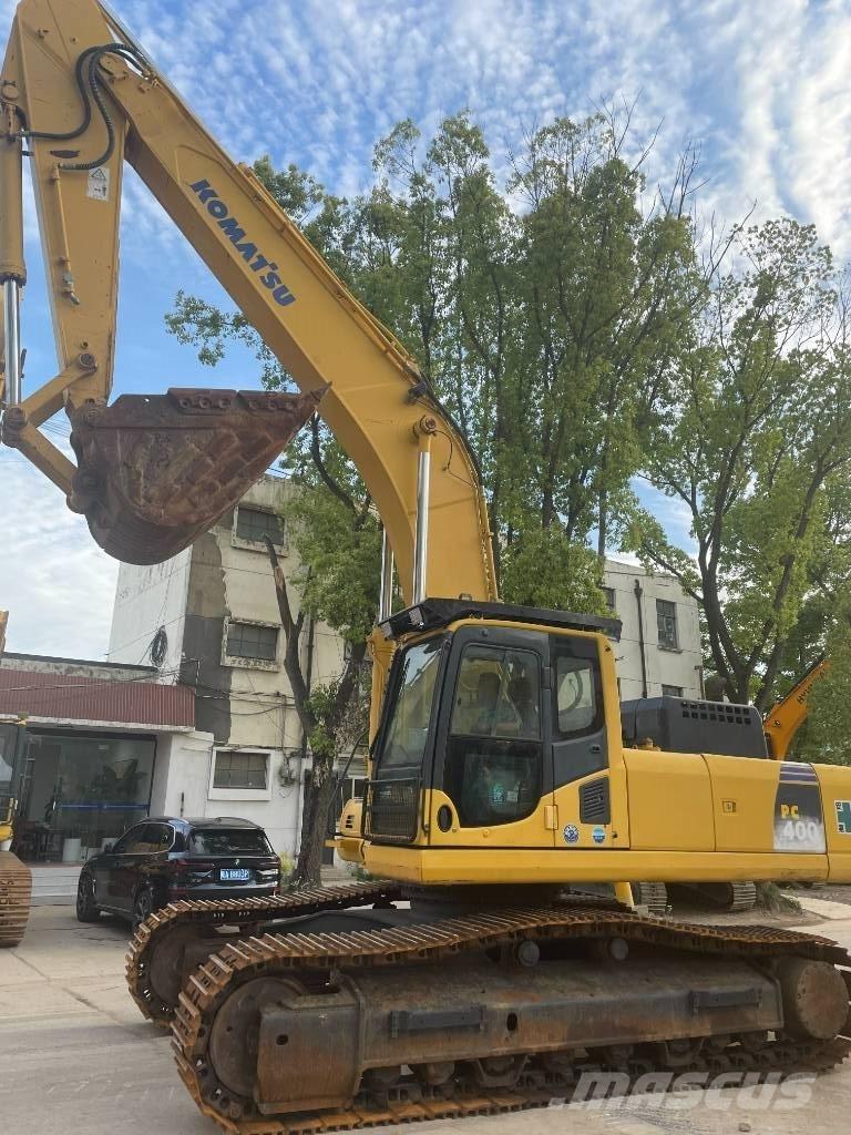 Komatsu PC 400-8 حفارات زحافة