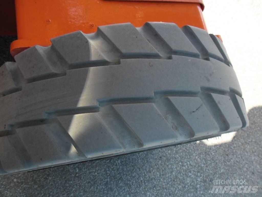 JLG E 450 AJ رافعات سلة مفصلية