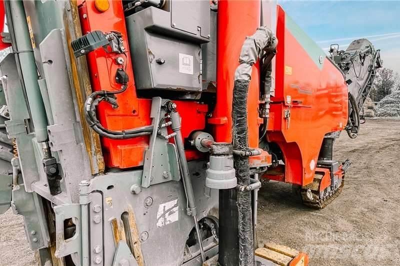 Wirtgen W100Fi شاحنات أخرى