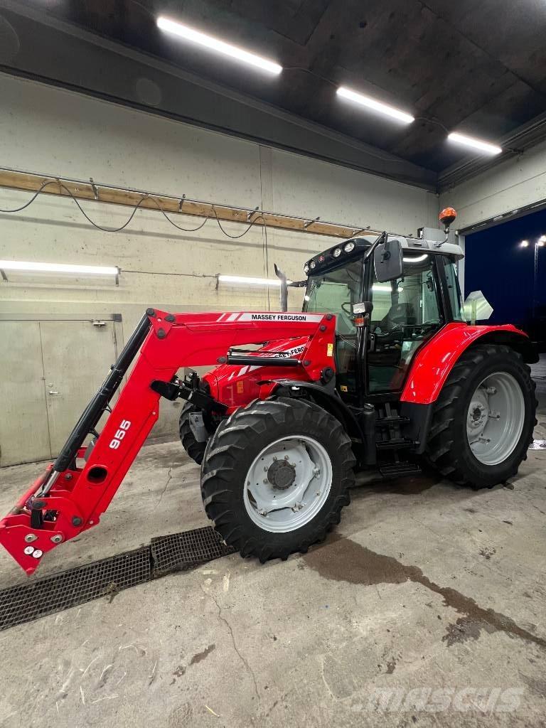 Massey Ferguson 5455 الجرارات