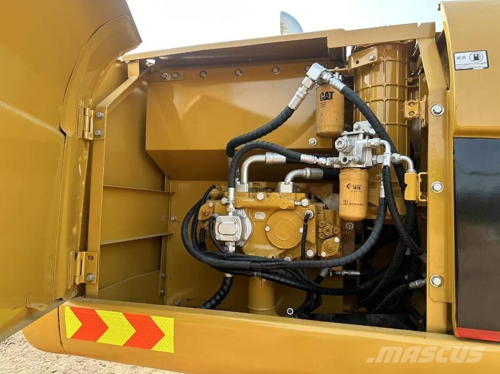 CAT 320 C L حفارات زحافة