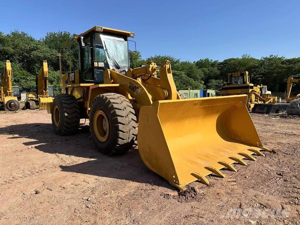 CAT 950G لوادر بعجل