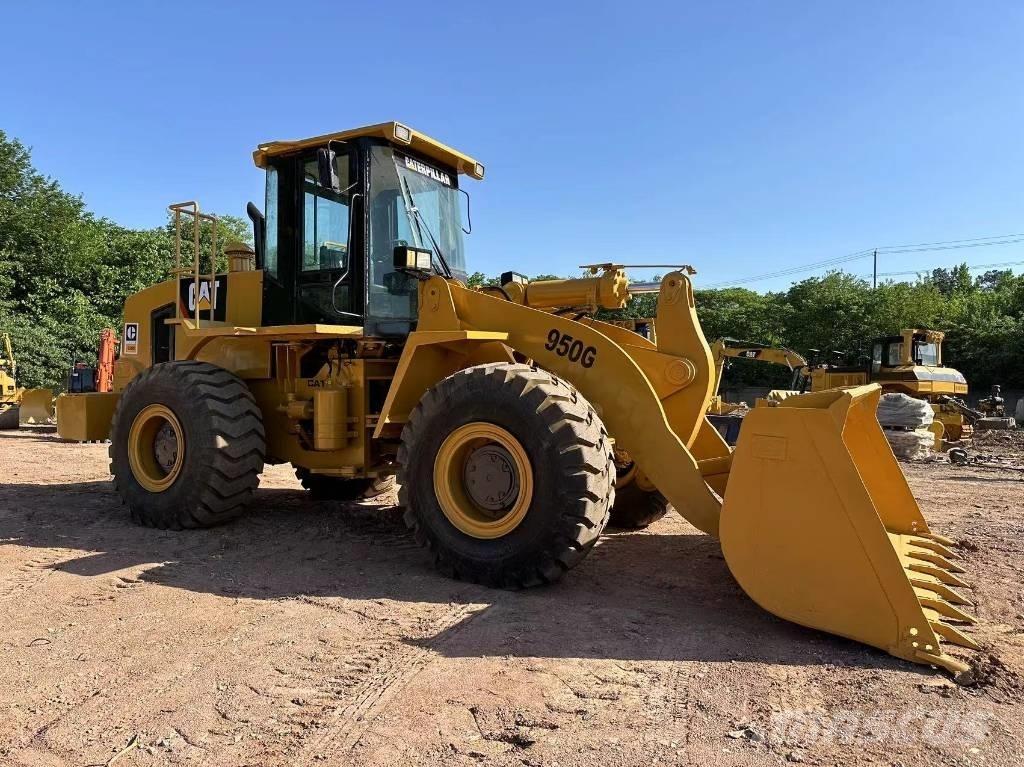 CAT 950G لوادر بعجل