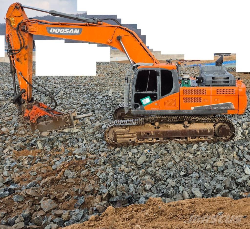 Doosan DX 300 LC-5 حفارات زحافة