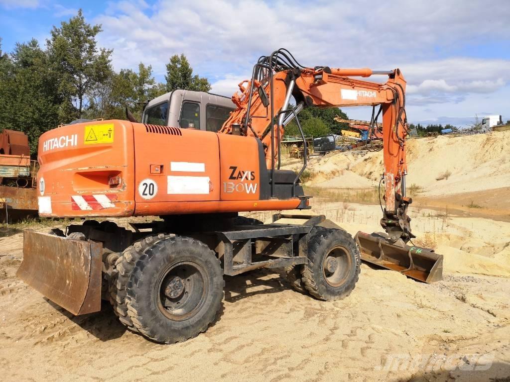 Hitachi ZX 130 W حفارات بعجل