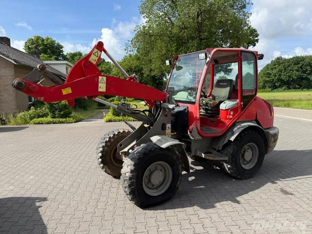 Komatsu WA70-5 لوادر بعجل