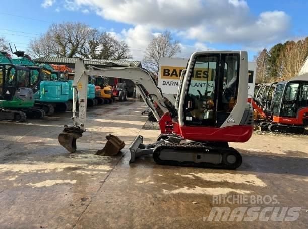 Takeuchi TB 228 حفارات صغيرة أقل من 7 طن (حفارات صغيرة)