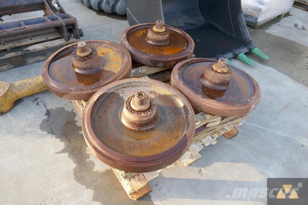 CAT 323-1170 الإطارات والعجلات والحافات