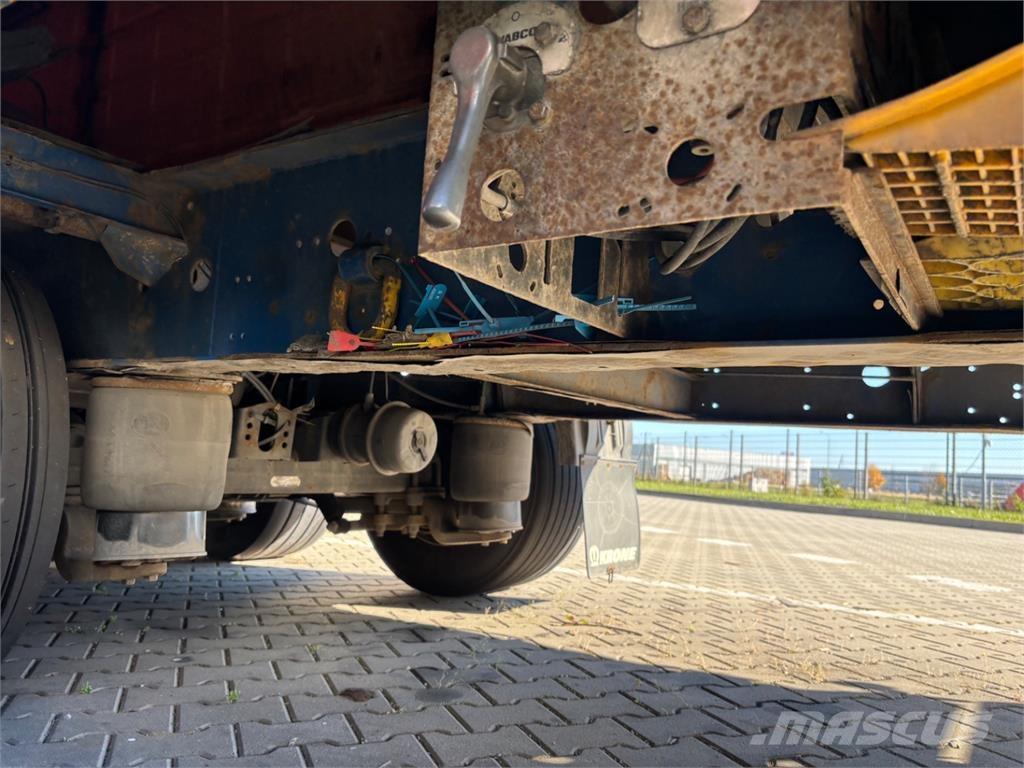 Krone SD مقطورات ذات هيكل صندوقي