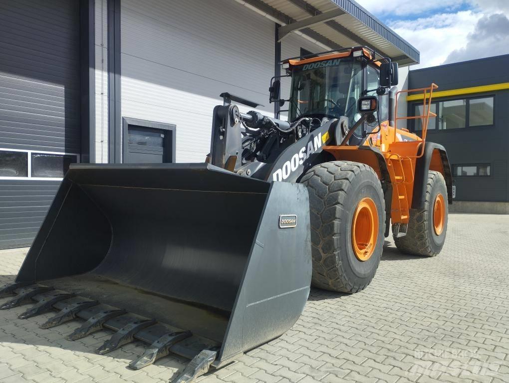 Doosan DL 420-5 لوادر بعجل