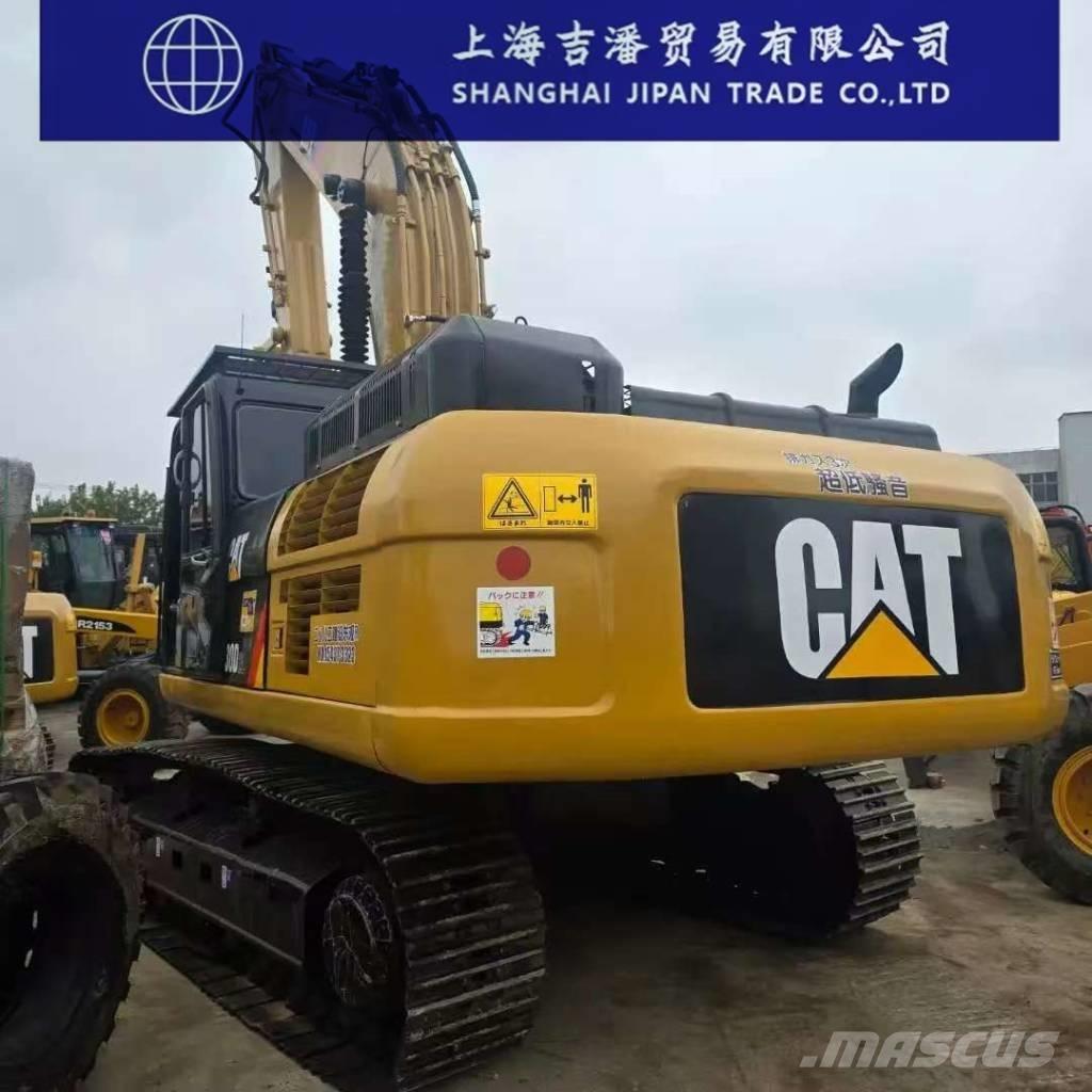 CAT 330 D حفارات زحافة