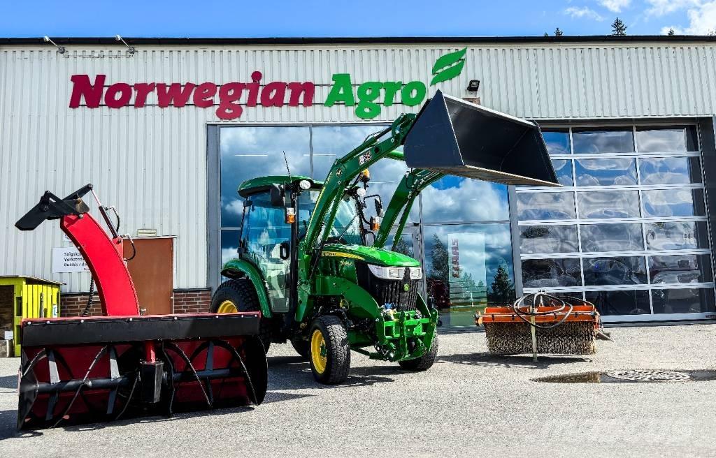 John Deere 3046R جرارات مدمجة