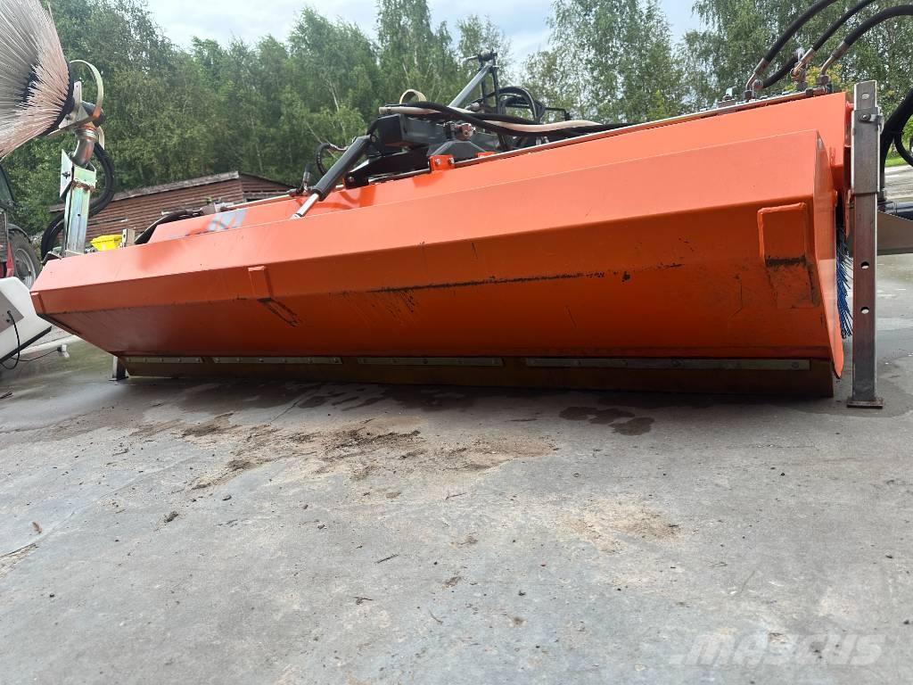 Tuchel Plus 590-260 كناسات