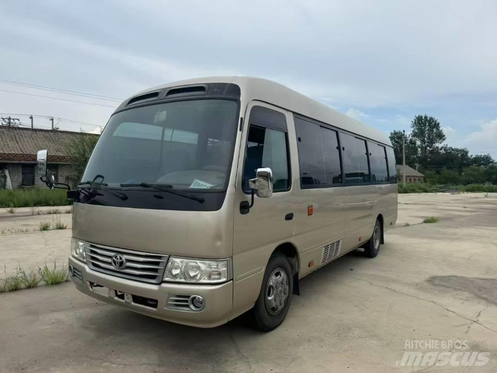 Toyota Coaster حافلة داخل المدينة