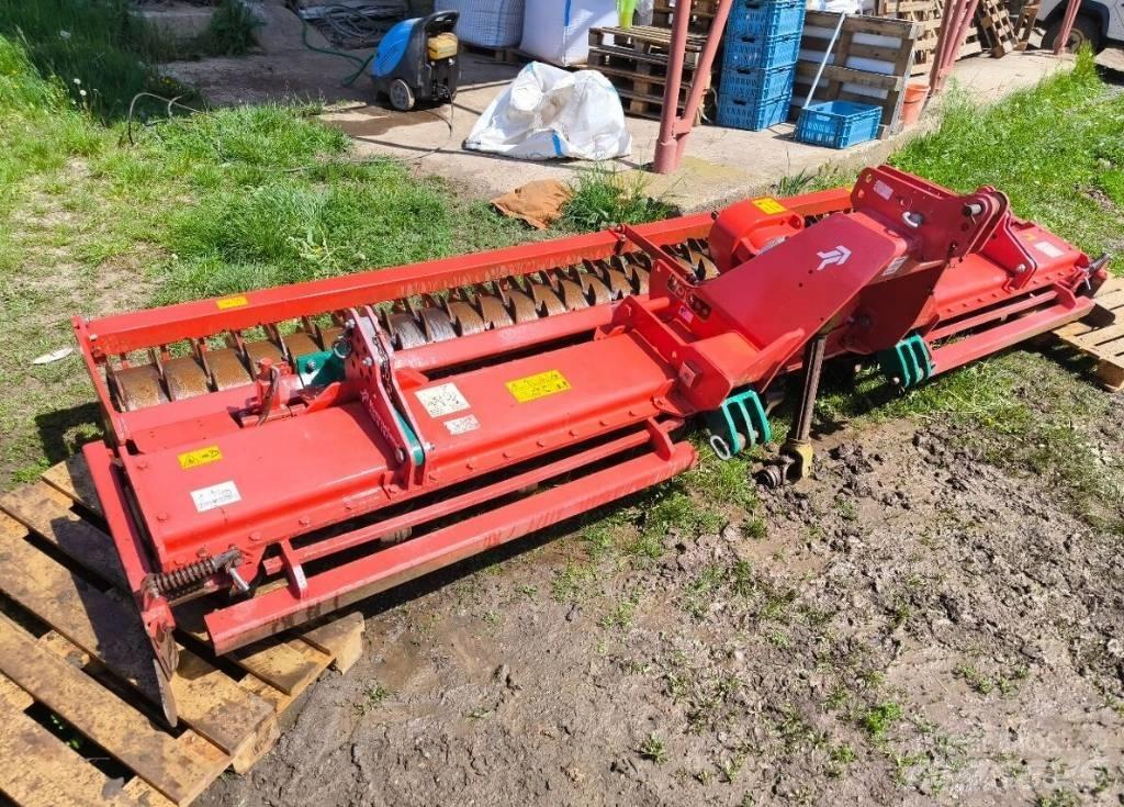 Kverneland NG-S 101 الكاسحات وقلابات التربة ذات المحركات