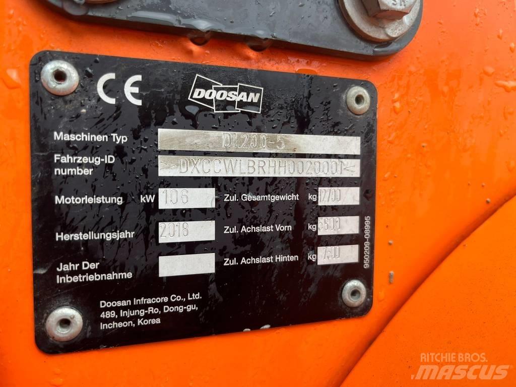 Doosan DL200-5 لوادر بعجل