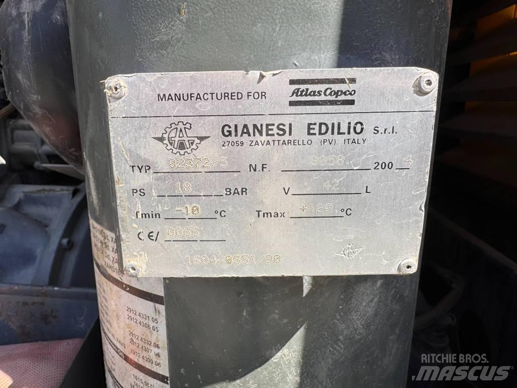 Atlas Copco 186 XAHS مكابس