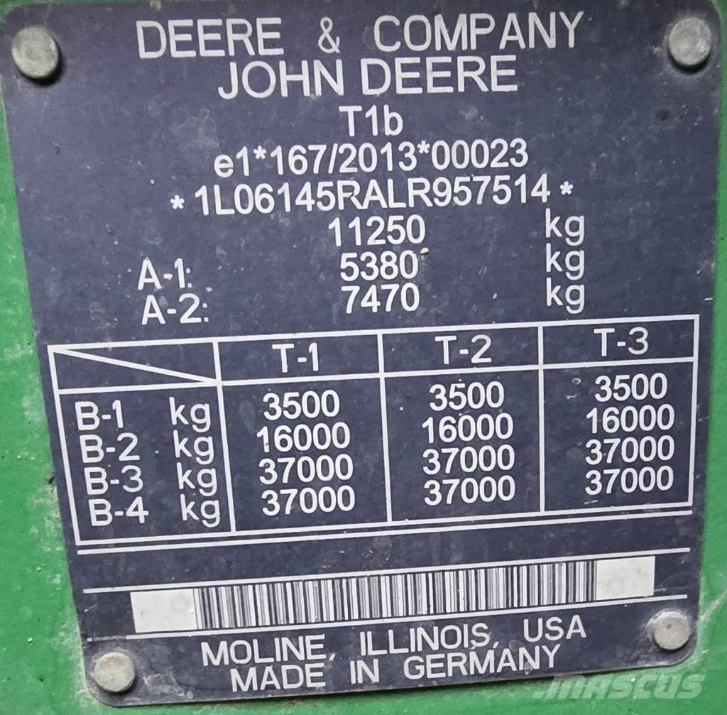 John Deere 6145 R الجرارات