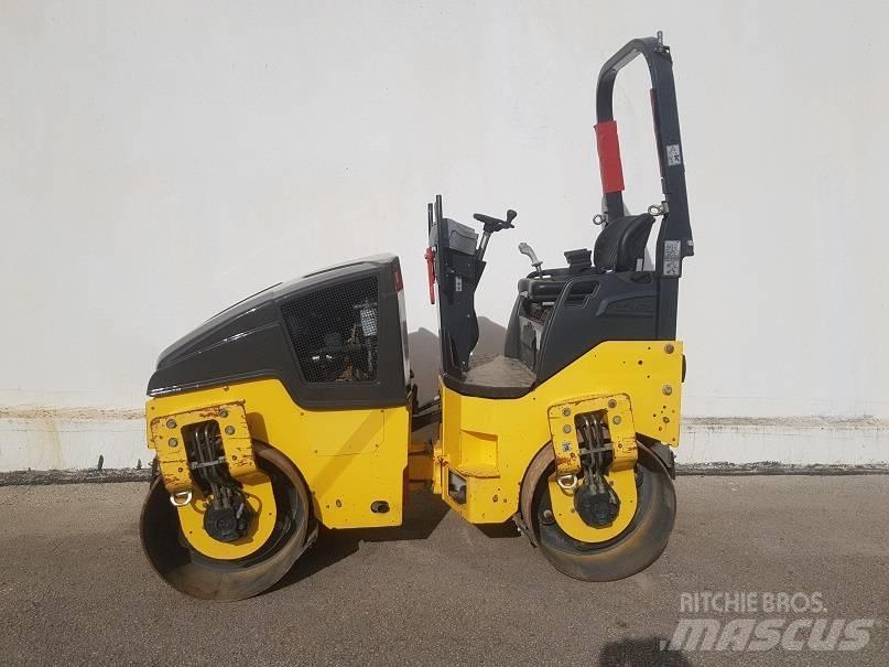 Bomag BW 120 AD-5 مداحل ثنائية الاسطوانة