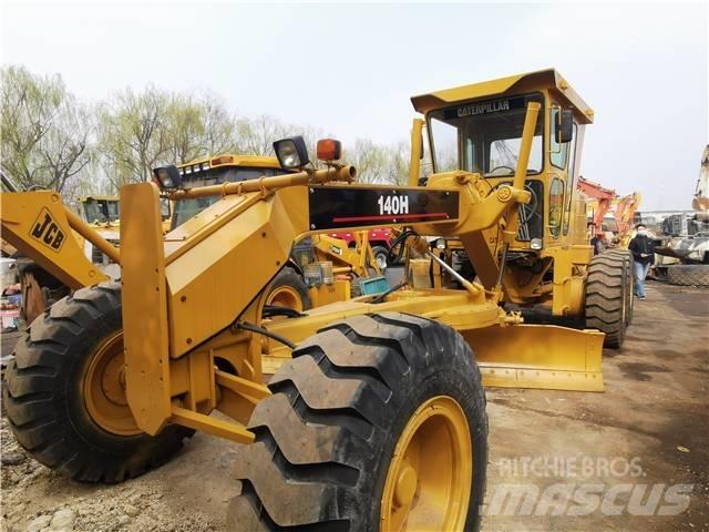 CAT 140 H معدات تمهيد الطرق