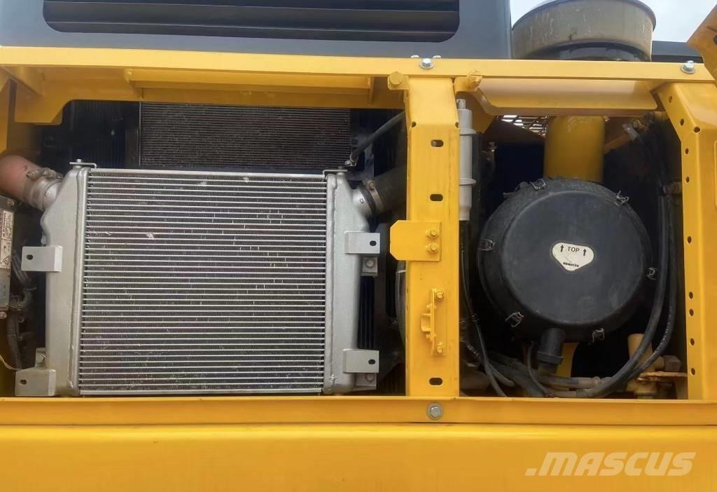 Komatsu PC 400 حفارات زحافة