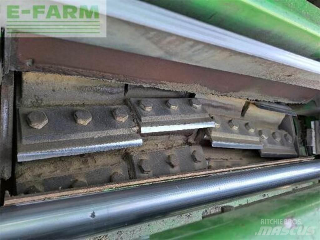 John Deere 7750 علافات ذاتية الدفع
