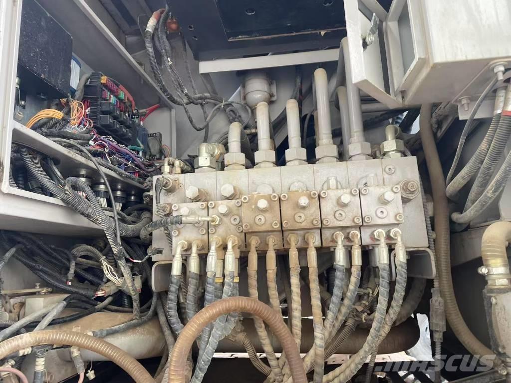 Zoomlion ZVT800 رافعات الطرق الوعرة