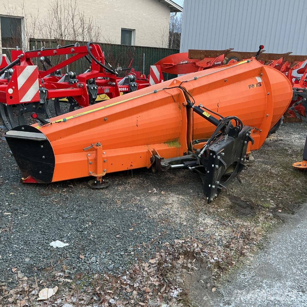 FMG AA330-CITY حراثات ونصول الجليد