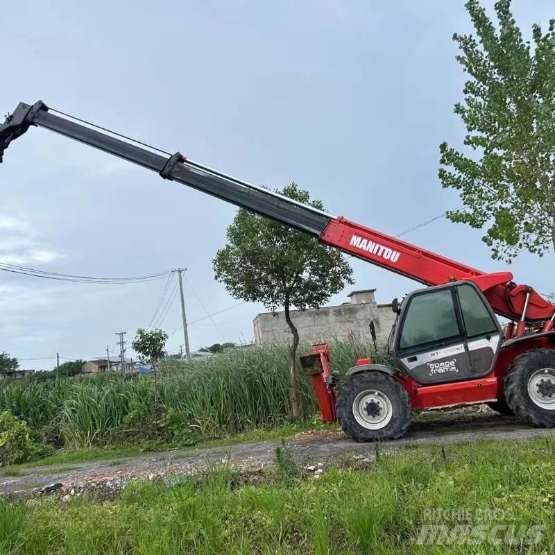 Manitou 1740 مناولات متداخلة