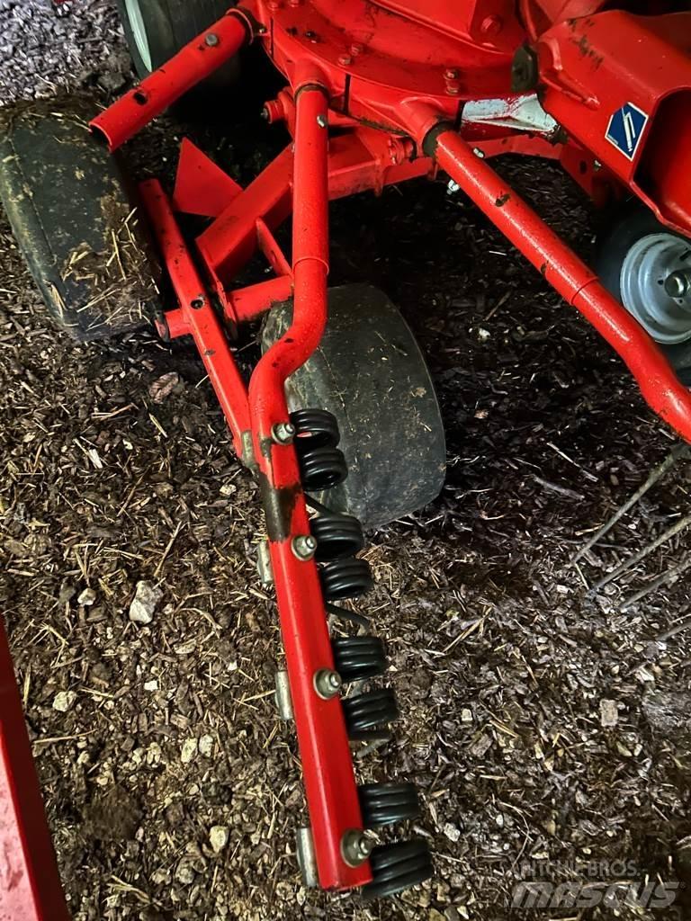Kuhn GA 6632 محشات