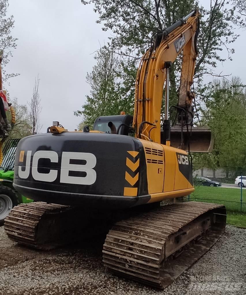JCB JS 220 LC حفارات زحافة
