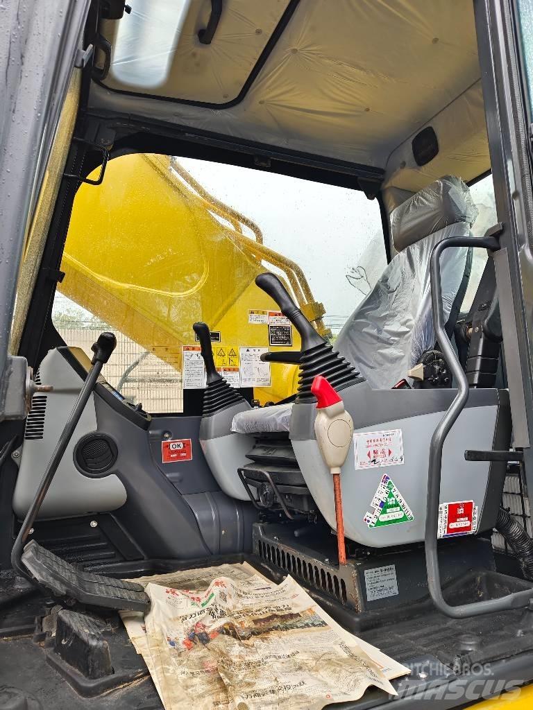 Komatsu PC 400-8 R حفارات زحافة
