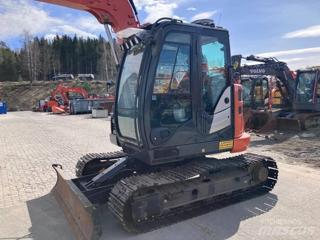 Hitachi ZX 85 US-6 حفارات وسط 7 طن - 12 طن