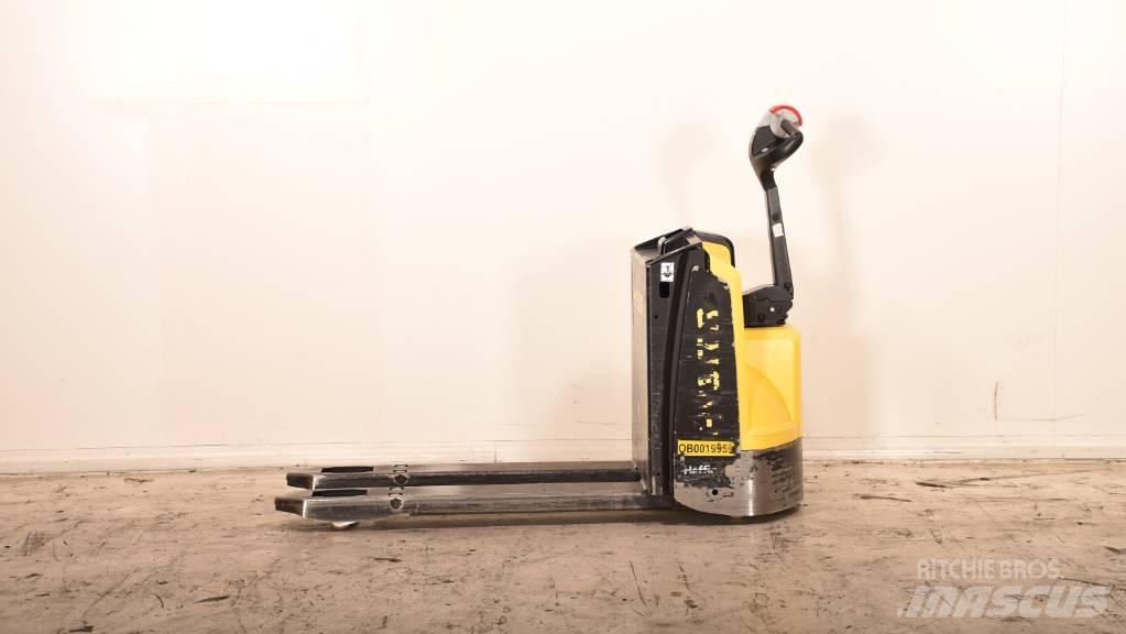 Hyster P 1.6 معدات الرفع منخفض المستوى