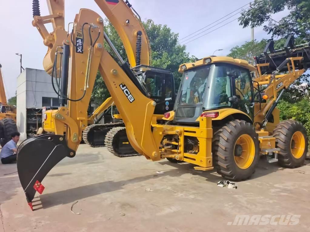 JCB 4 CX لوادر ذات جرافات عكسية