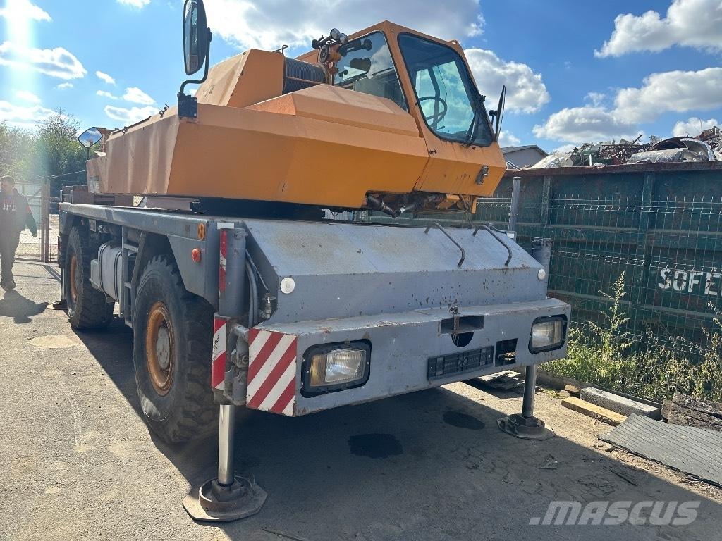 Krupp KMK 2020 رافعات صالحة لكل أنواع الطرق