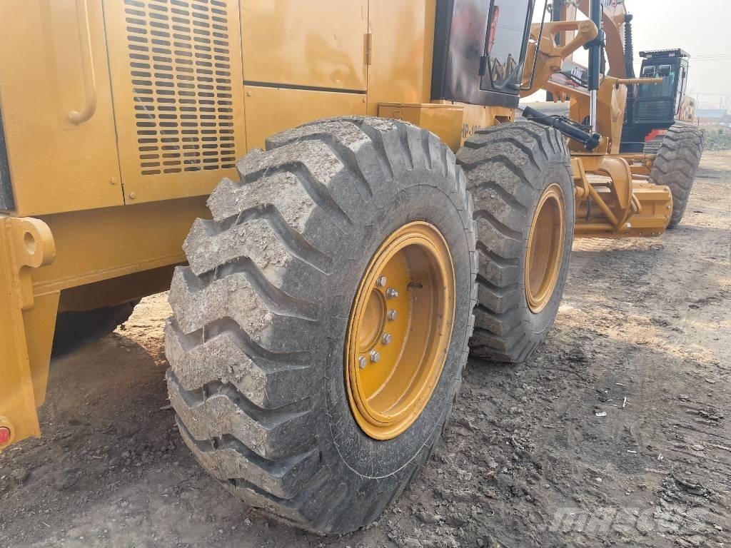 CAT 140 K معدات تمهيد الطرق