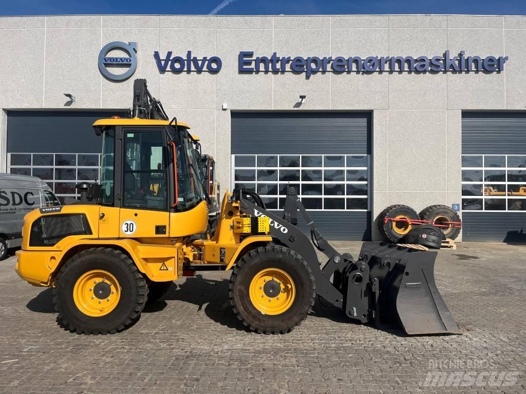 Volvo L35H لوادر بعجل