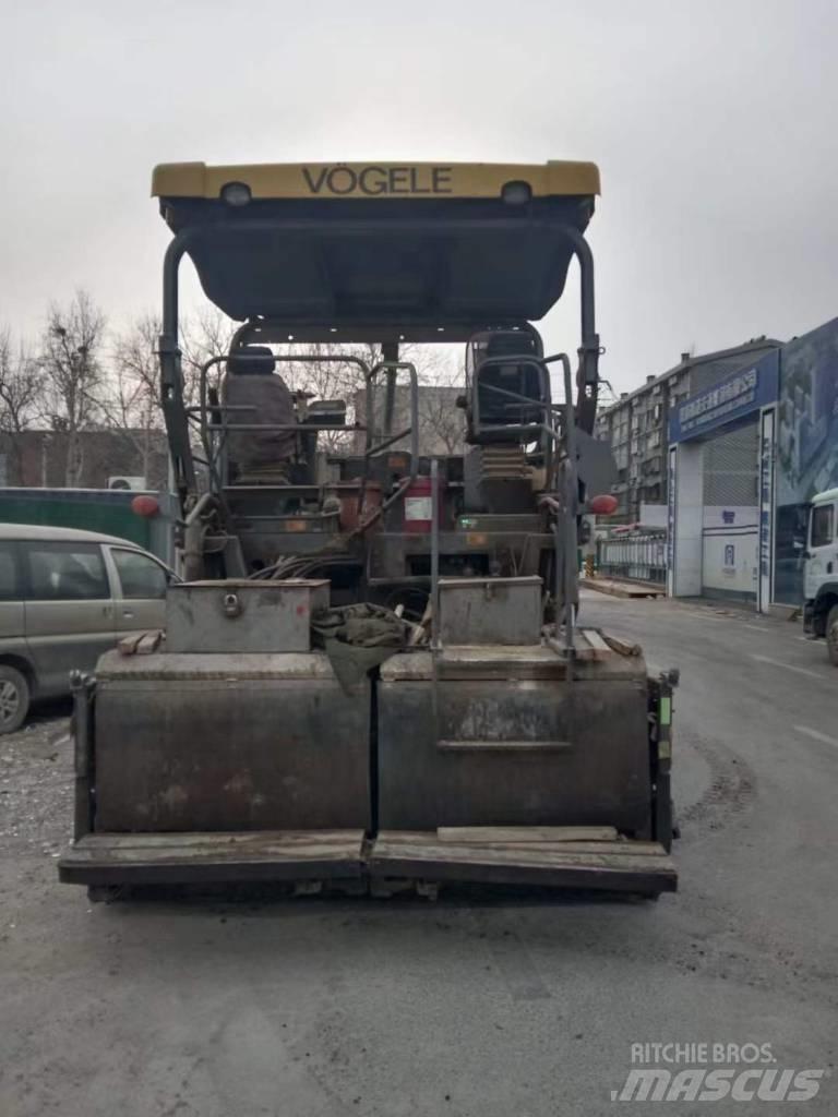 Vögele 1880-2l معدات السفلتة