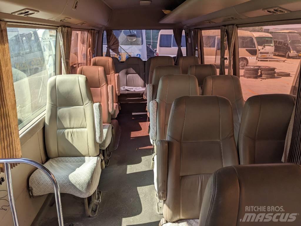 Toyota Coaster Bus حافلة صغيرة