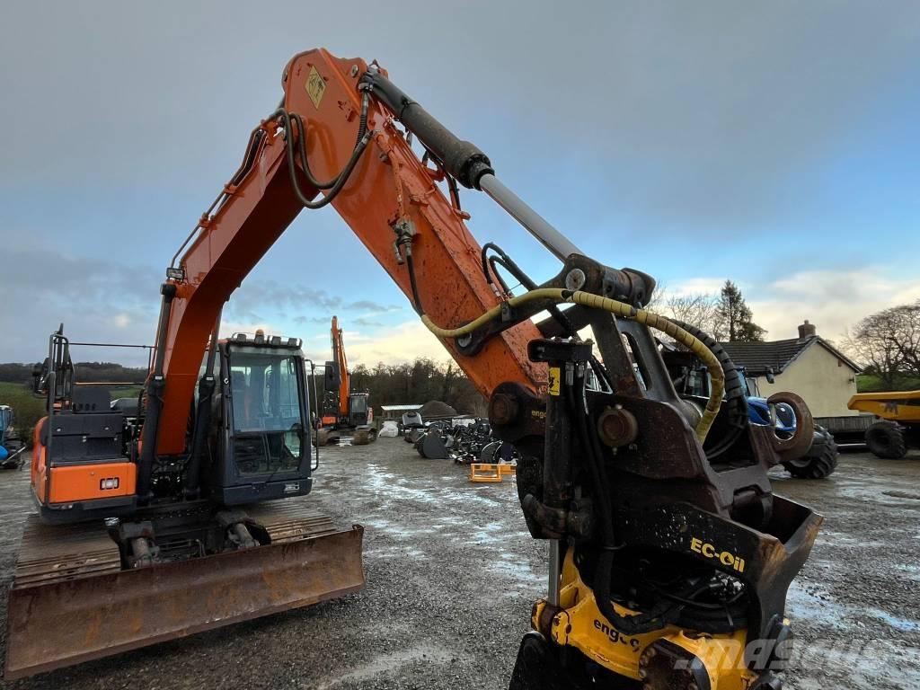 Doosan DX 140 LC-5 حفارات زحافة