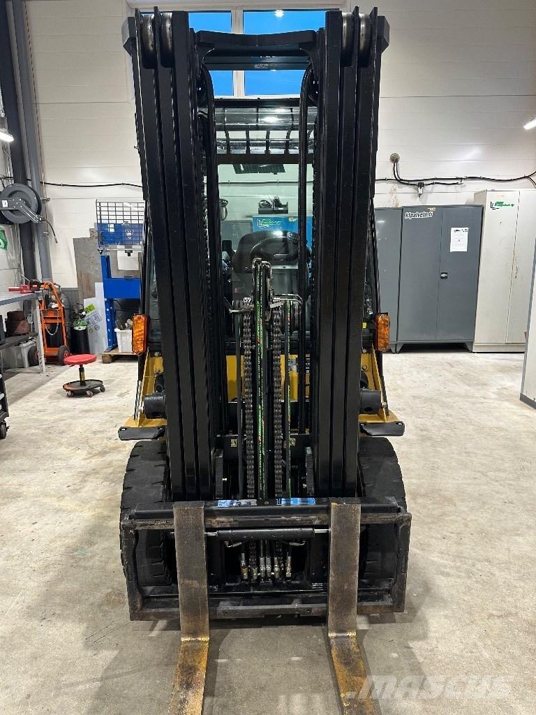 CAT GP 20 N شاحنات LPG