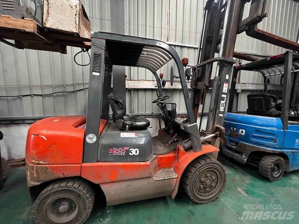 Heli CPCD 30 شاحنات الديزل