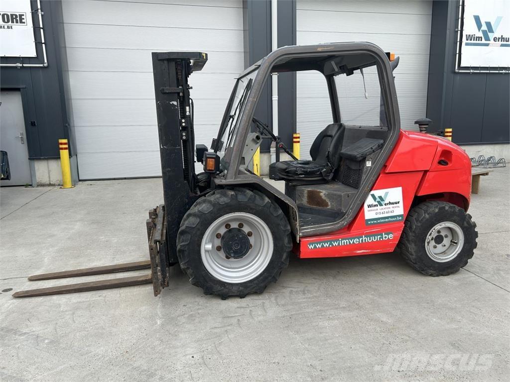 Manitou MH25-4 شاحنات الطرق الوعرة
