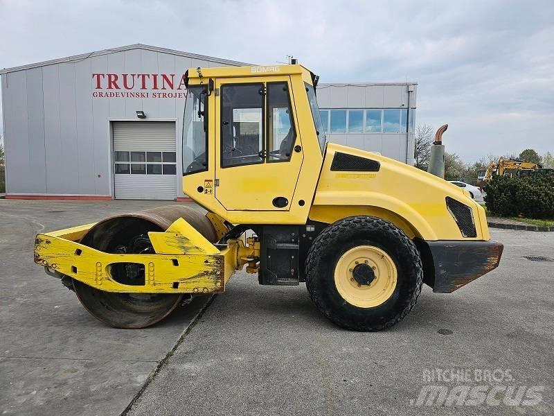 Bomag BW 177 D H-4 مداحل أحادية الأسطوانة