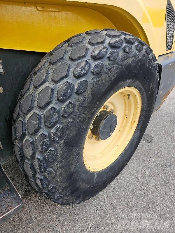 Bomag BW 177 D H-4 مداحل أحادية الأسطوانة