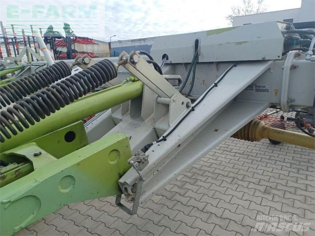 CLAAS liner 3600 مكابس وميبسات التبن