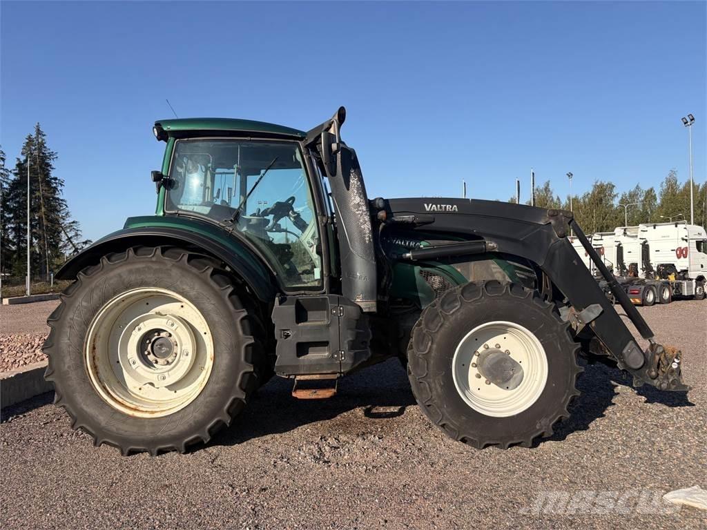 Valtra T234 Direct الجرارات